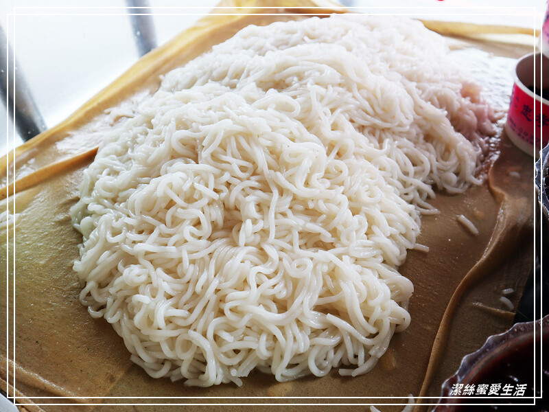 林口忠孝米苔目-新北林口/黑糖香氣濃郁~超Q彈米苔目冰