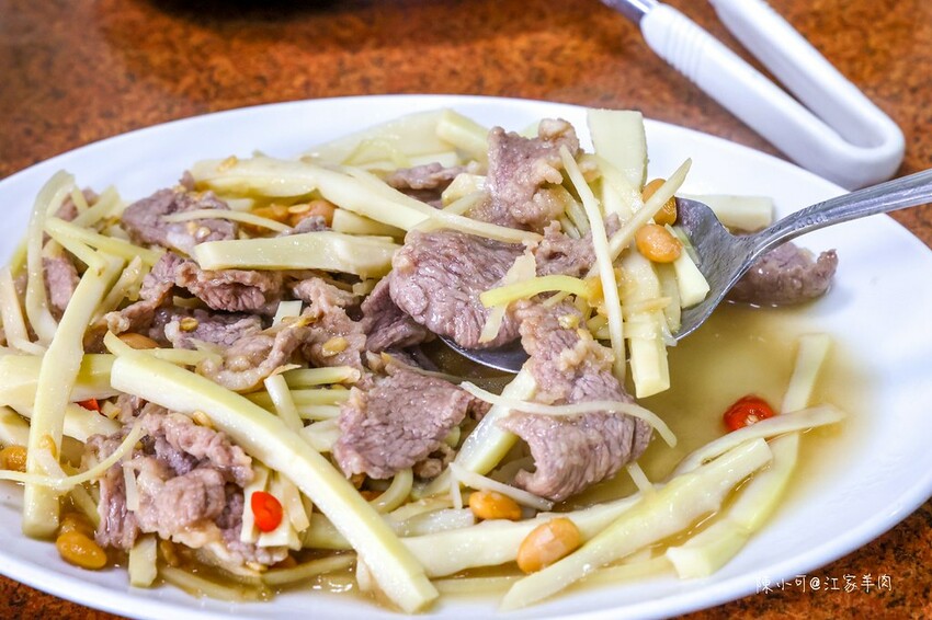 桃園市中壢區【桃園中壢美食】江家羊肉，電話超難訂位的羊肉爐推薦