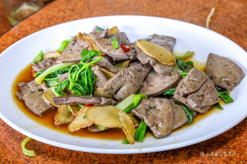 桃園市中壢區【桃園中壢美食】江家羊肉，電話超難訂位的羊肉爐推薦