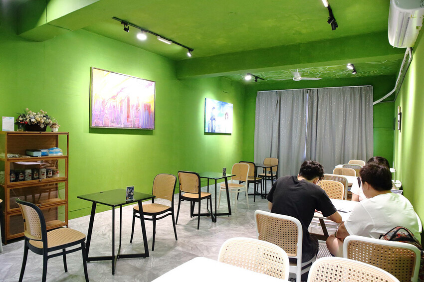 宜蘭美食早午餐這個超狂！碳個究竟早午晚餐浮誇系蛋餅多達34種