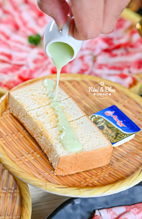 鍋泰山，台中大里美食推薦，泰式火鍋328元起野菜吃到飽、自助吧超豐盛 @Nini and Blue  玩樂食記