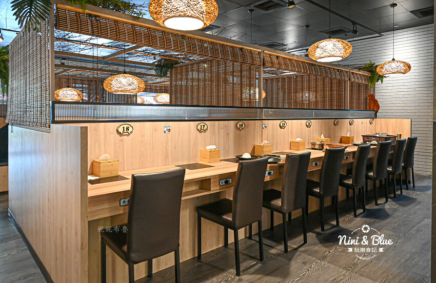 鍋泰山，台中大里美食推薦，泰式火鍋328元起野菜吃到飽、自助吧超豐盛 @Nini and Blue  玩樂食記