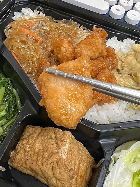 (善導寺自助餐)青島自助餐~2023年全新開幕自助餐專賣店~