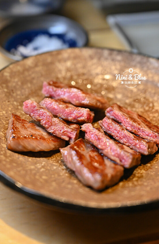 台中隱藏版燒肉推薦、日本A5和牛專賣，全程專人代烤-妮妮布魯