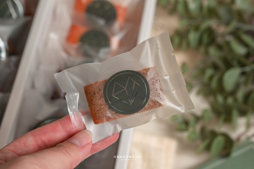 沒預約買不到～超人氣胖胖瑪德蓮、金磚費南雪，每個月只開單一次的隱藏版可麗露吃過就回不去了啊！