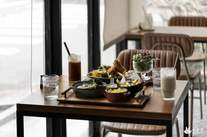 堅果光影｜晨食與光影問安｜台中早午餐｜西區下午茶｜新開幕 - 小米食