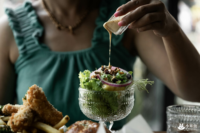 堅果光影｜晨食與光影問安｜台中早午餐｜西區下午茶｜新開幕 - 小米食