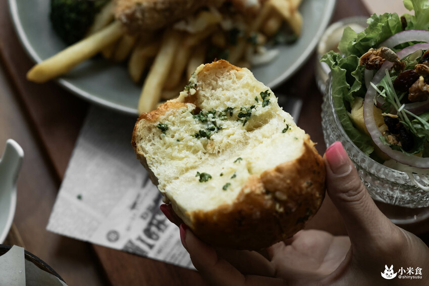 堅果光影｜晨食與光影問安｜台中早午餐｜西區下午茶｜新開幕 - 小米食