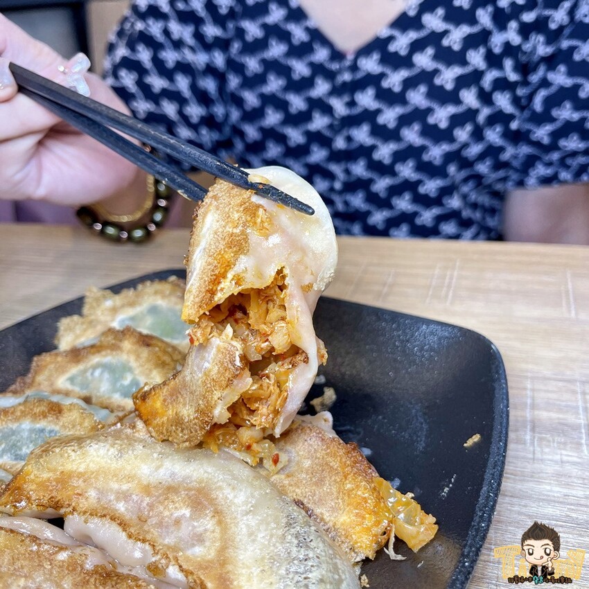 八方雲集新品牌比葷食還好吃的素食煎餃!其他全素麵食及湯品打破你對素食料理的刻板印象!