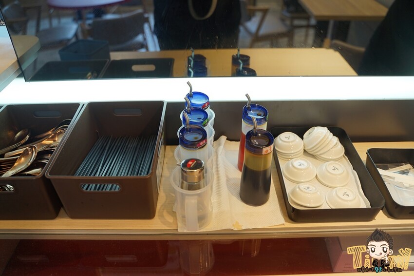 八方雲集新品牌比葷食還好吃的素食煎餃!其他全素麵食及湯品打破你對素食料理的刻板印象!