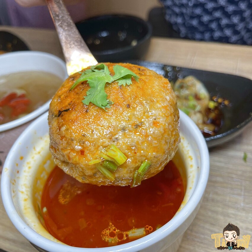 八方雲集新品牌比葷食還好吃的素食煎餃!其他全素麵食及湯品打破你對素食料理的刻板印象!