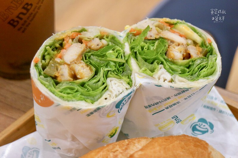 台中西屯|現烤外酥內軟法越潛艇堡、鹹甜口味任君挑選!|樂邦迷