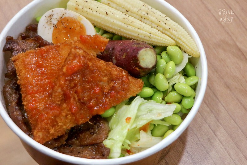 台中西屯|現烤外酥內軟法越潛艇堡、鹹甜口味任君挑選!|樂邦迷