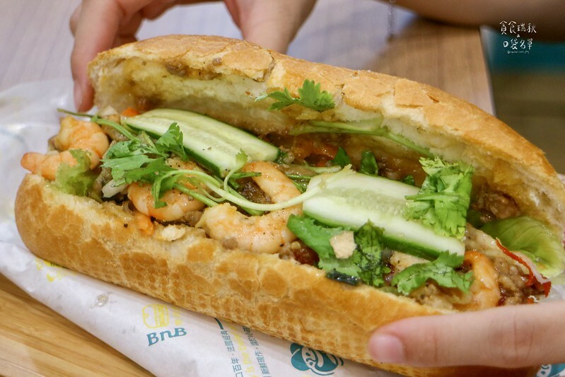 台中西屯|現烤外酥內軟法越潛艇堡、鹹甜口味任君挑選!|樂邦迷