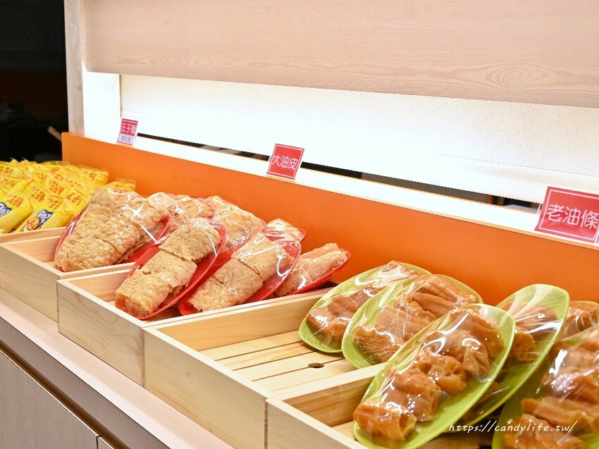 韋爐復刻食鍋|台中厲害火鍋強勢回歸,地點超隱密竟然開在這!超大阿嬤古早味炒鍋當鍋子,建議不要一個人來,開幕期間再加贈肉量!