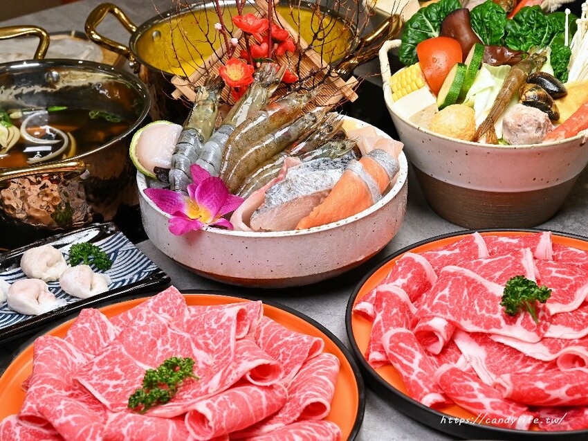 台中市南屯區韋爐復刻食鍋｜台中首間黑蜆蛤蠣休肝鍋，一人也能獨享鴛鴦鍋