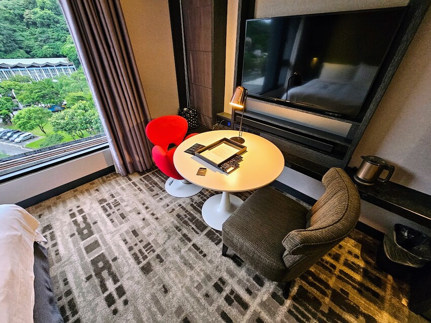 [旅宿]台北 The Tango天閣酒店劍潭館 近士林夜市 士林夜市生活機能十分方便 天璽套房 房內搭配LG變頻滾筒洗