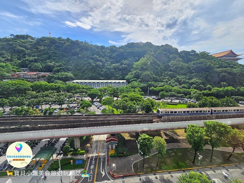 [旅宿]台北 The Tango天閣酒店劍潭館 近士林夜市 士林夜市生活機能十分方便 天璽套房 房內搭配LG變頻滾筒洗