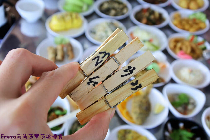 嘉義吃到飽【龍海全蚵宴】新鮮肥美大蚵仔任你吃!多達20道炸物熱炒.汽水甜點│高跟鞋教堂│布袋美食