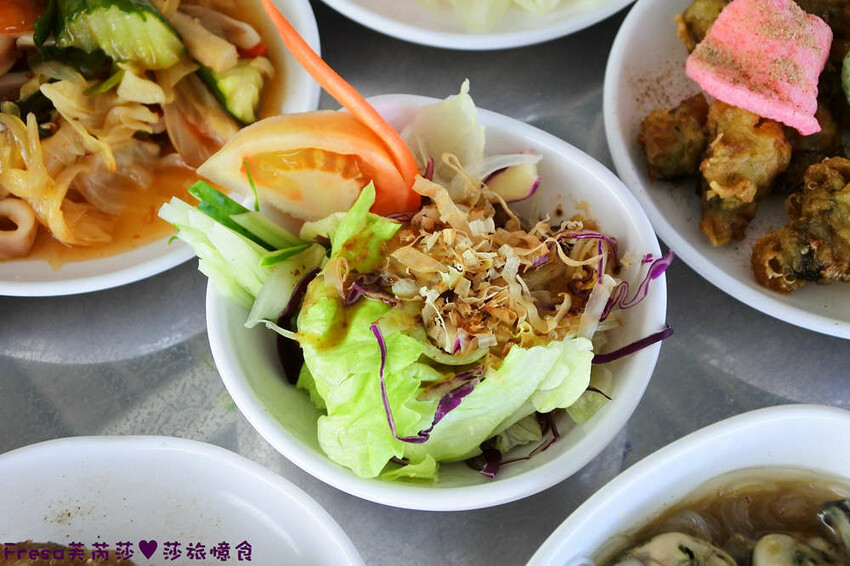 嘉義吃到飽【龍海全蚵宴】新鮮肥美大蚵仔任你吃!多達20道炸物熱炒.汽水甜點│高跟鞋教堂│布袋美食