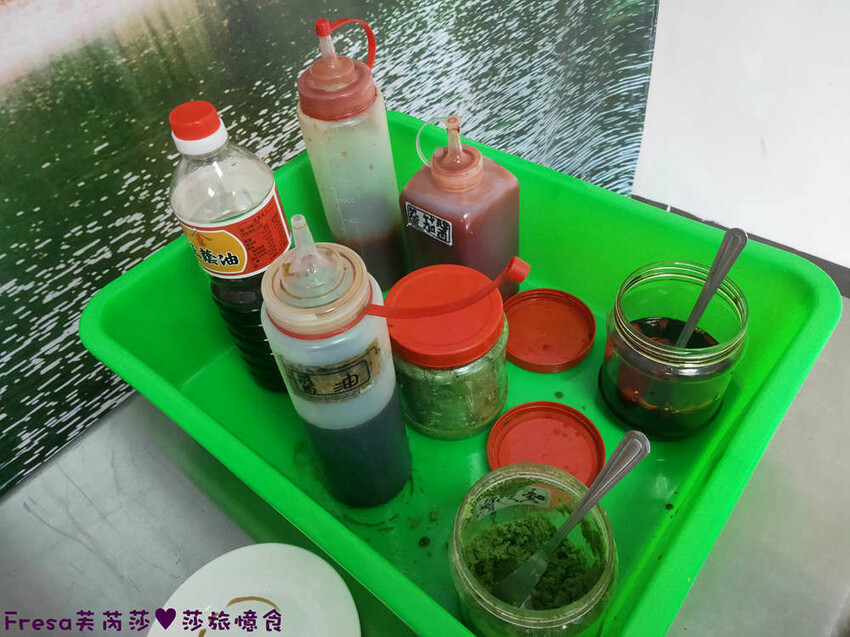 嘉義吃到飽【龍海全蚵宴】新鮮肥美大蚵仔任你吃!多達20道炸物熱炒.汽水甜點│高跟鞋教堂│布袋美食