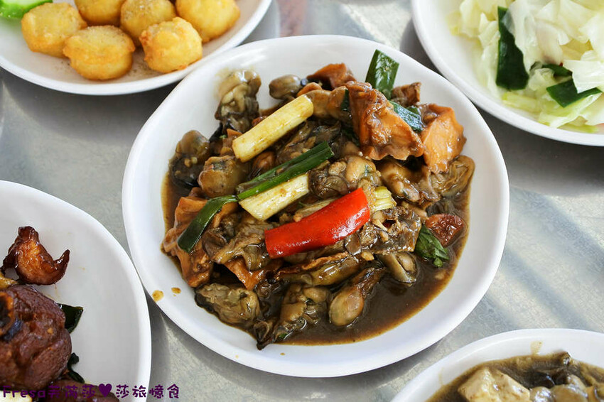 嘉義吃到飽【龍海全蚵宴】新鮮肥美大蚵仔任你吃!多達20道炸物熱炒.汽水甜點│高跟鞋教堂│布袋美食