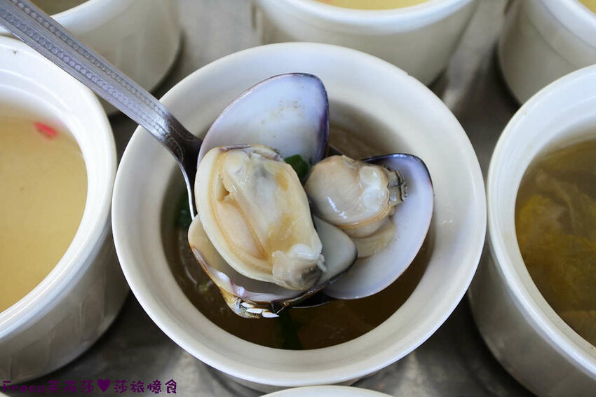嘉義吃到飽【龍海全蚵宴】新鮮肥美大蚵仔任你吃!多達20道炸物熱炒.汽水甜點│高跟鞋教堂│布袋美食
