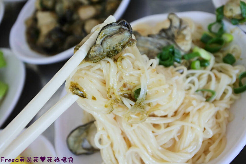 嘉義吃到飽【龍海全蚵宴】新鮮肥美大蚵仔任你吃!多達20道炸物熱炒.汽水甜點│高跟鞋教堂│布袋美食