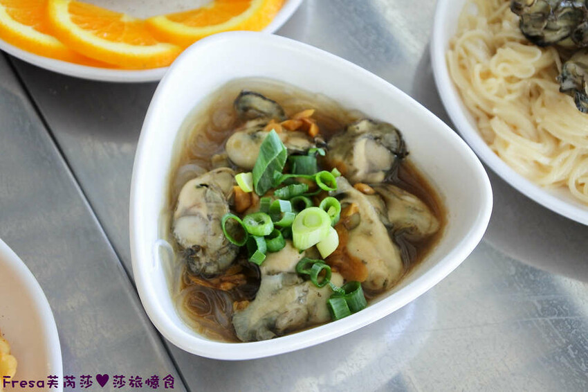 嘉義吃到飽【龍海全蚵宴】新鮮肥美大蚵仔任你吃!多達20道炸物熱炒.汽水甜點│高跟鞋教堂│布袋美食