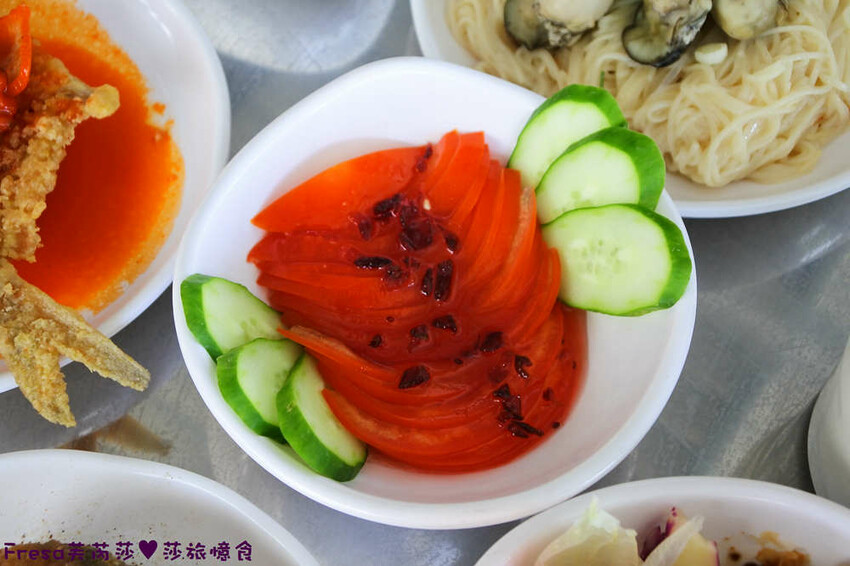 嘉義吃到飽【龍海全蚵宴】新鮮肥美大蚵仔任你吃!多達20道炸物熱炒.汽水甜點│高跟鞋教堂│布袋美食