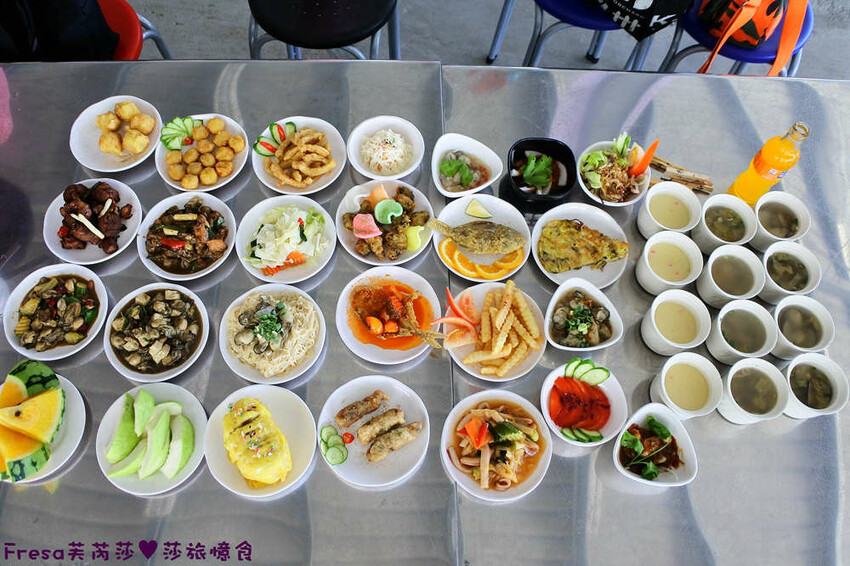 嘉義吃到飽【龍海全蚵宴】新鮮肥美大蚵仔任你吃!多達20道炸物熱炒.汽水甜點│高跟鞋教堂│布袋美食