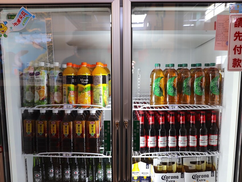 嘉義吃到飽推薦/龍海全蚵宴399鮮蚵吃到飽：嘉義高跟鞋教堂旁CP值最高!炭烤鮮蚵任你吃到飽/20多道熱炒料理.海鮮炸物.特色冷盤.暖胃熱湯通通任你吃/新開幕不限時.超划算 - 進食的巨鼠