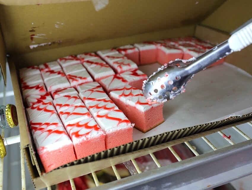 嘉義吃到飽推薦/龍海全蚵宴399鮮蚵吃到飽：嘉義高跟鞋教堂旁CP值最高!炭烤鮮蚵任你吃到飽/20多道熱炒料理.海鮮炸物.特色冷盤.暖胃熱湯通通任你吃/新開幕不限時.超划算 - 進食的巨鼠