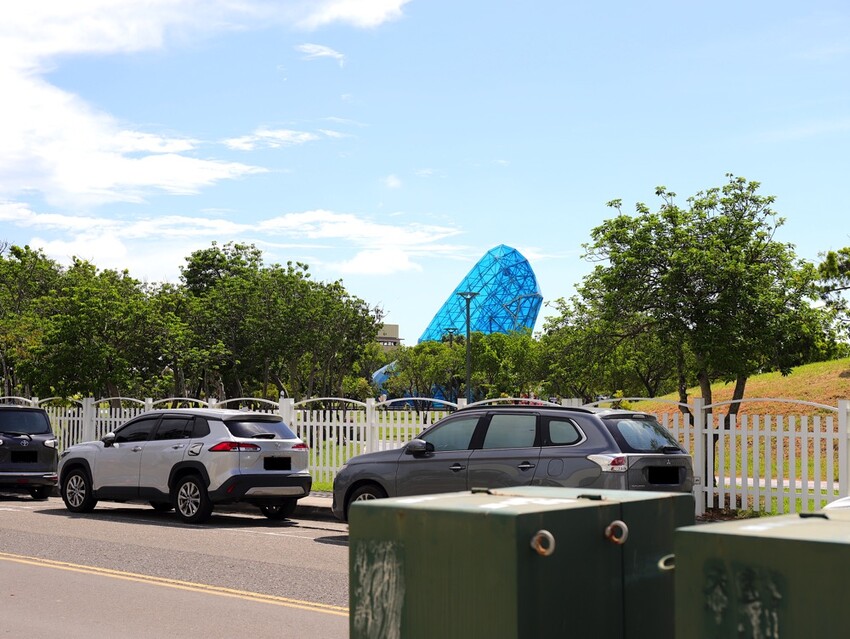 嘉義吃到飽推薦/龍海全蚵宴399鮮蚵吃到飽：嘉義高跟鞋教堂旁CP值最高!炭烤鮮蚵任你吃到飽/20多道熱炒料理.海鮮炸物.特色冷盤.暖胃熱湯通通任你吃/新開幕不限時.超划算 - 進食的巨鼠