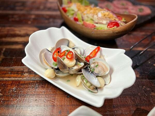 +(東區燒肉)吽Home燒肉~高檔肉質鮮甜多汁、眾多名人網紅 +(東區燒肉)吽Home燒肉~高檔肉質鮮甜多汁、眾多名人網紅