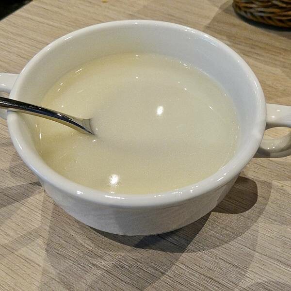 新北市三重美食推薦/瀧厚炙燒熟成牛排-三重店/與朋友二訪美食/不吃牛推薦戰斧豬排與吃牛推薦雙倍無骨肩小排