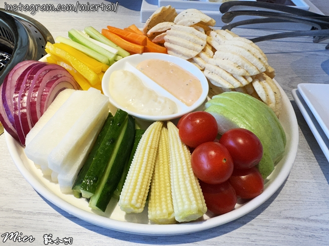 台中||南屯區 白色文青網美風燒肉店 輕井澤集團燒肉新品牌超 台中||南屯區 白色文青網美風燒肉店 輕井澤集團燒肉新品牌超