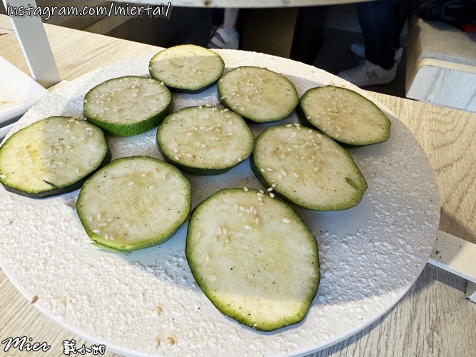 台中||南屯區 白色文青網美風燒肉店 輕井澤集團燒肉新品牌超 台中||南屯區 白色文青網美風燒肉店 輕井澤集團燒肉新品牌超