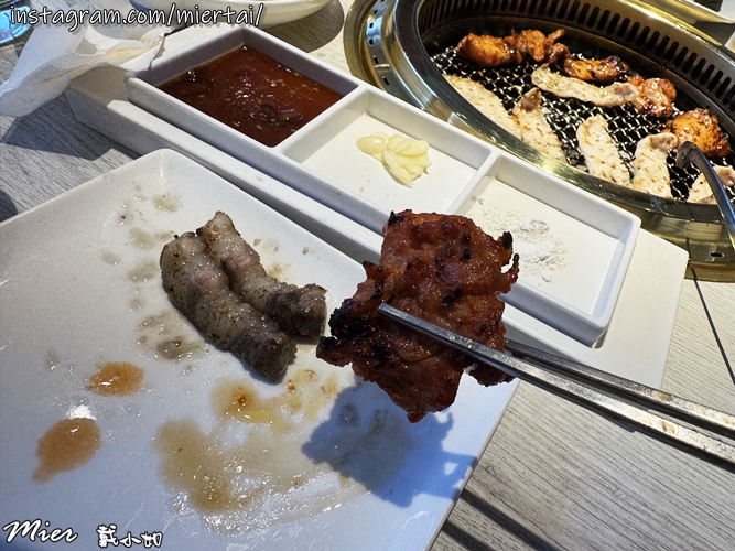 台中||南屯區 白色文青網美風燒肉店 輕井澤集團燒肉新品牌超 台中||南屯區 白色文青網美風燒肉店 輕井澤集團燒肉新品牌超