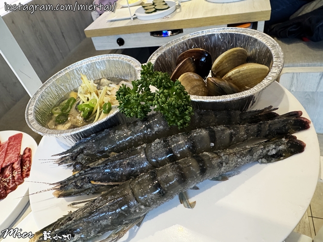 台中||南屯區 白色文青網美風燒肉店 輕井澤集團燒肉新品牌超 台中||南屯區 白色文青網美風燒肉店 輕井澤集團燒肉新品牌超