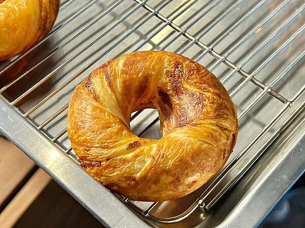 ＊（通化美食）雅米現烤甜甜圈&雞蛋糕～中秋甜甜圈新選擇！香酥