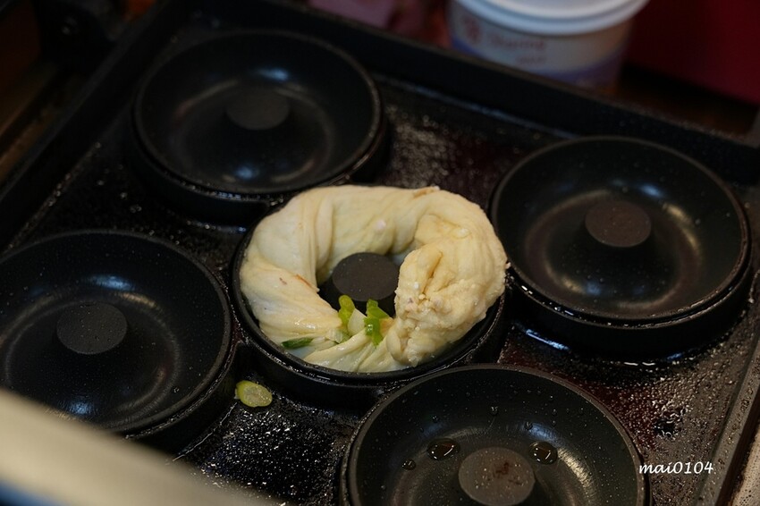 台北市大安區臨江夜市（原通化夜市）美食推薦｜雅米現烤甜甜圈&雞蛋糕～在台北也吃的到檜木甜甜圈，早餐、點心、下午茶