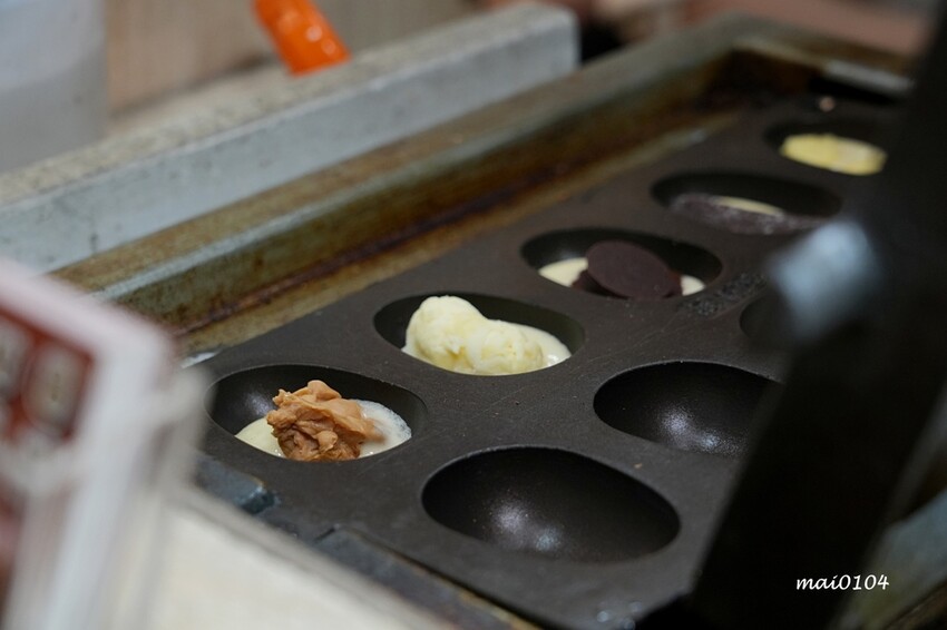 台北市大安區臨江夜市（原通化夜市）美食推薦｜雅米現烤甜甜圈&雞蛋糕～在台北也吃的到檜木甜甜圈，早餐、點心、下午茶