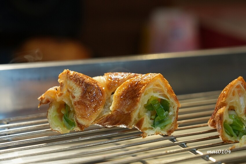 台北市大安區臨江夜市（原通化夜市）美食推薦｜雅米現烤甜甜圈&雞蛋糕～在台北也吃的到檜木甜甜圈，早餐、點心、下午茶