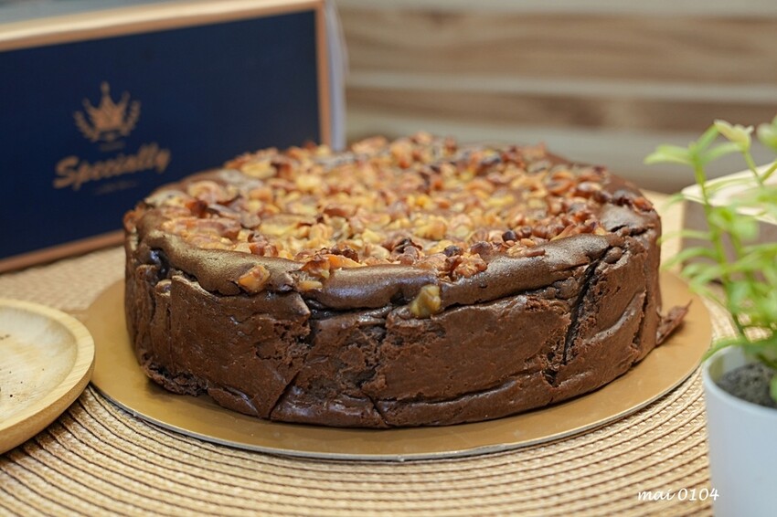 桃園美食｜紐曼蛋糕NewMan Cake～巷弄內手工製作的千層蛋糕、乳酪蛋糕，宅配、自取皆可，生日蛋糕、節慶、