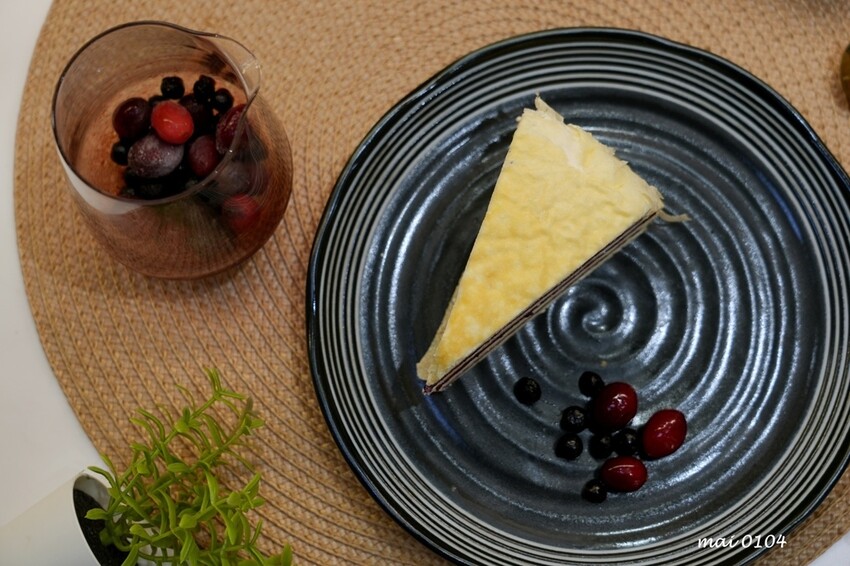 桃園美食｜紐曼蛋糕NewMan Cake～巷弄內手工製作的千層蛋糕、乳酪蛋糕，宅配、自取皆可，生日蛋糕、節慶、