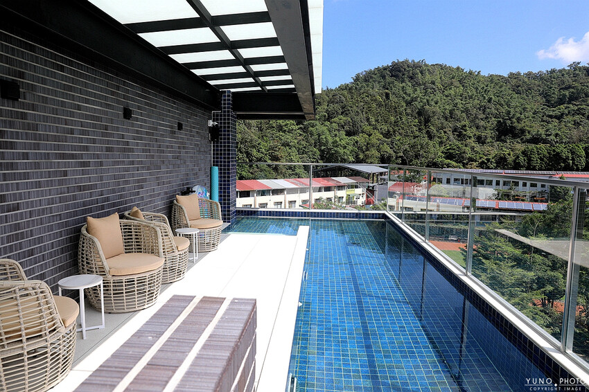 日月潭高質感旅店！附設絕美高空泳池、星空吧和KTV 一泊二食五星料理｜歸璞泊旅Hotel Beore