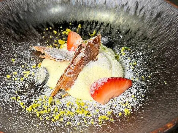 台北喜來登比薩屋！義大利比薩冠軍快閃，13款大師級菜單，窯烤現做必吃。