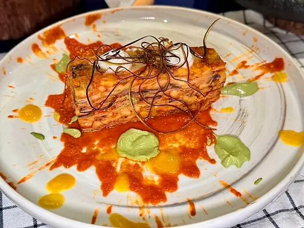 台北喜來登比薩屋！義大利比薩冠軍快閃，13款大師級菜單，窯烤現做必吃。