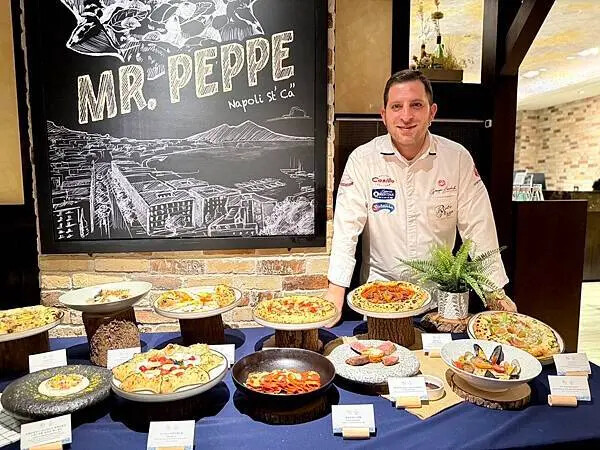 台北喜來登比薩屋！義大利比薩冠軍快閃，13款大師級菜單，窯烤現做必吃。